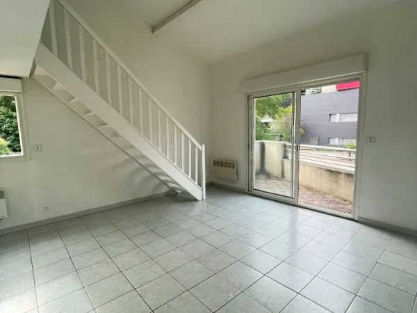 TOULOUSE - Appartement T2 de 42 m² en duplex avec place de parking
