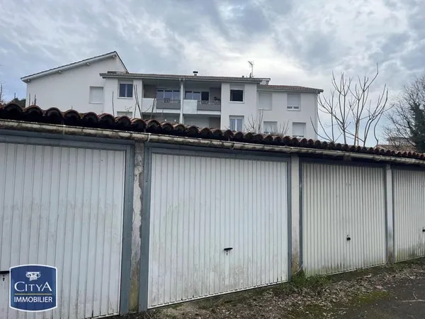 Stationnement Location Bègles   95€