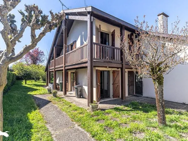 Maison de ville de 5 pièces principales