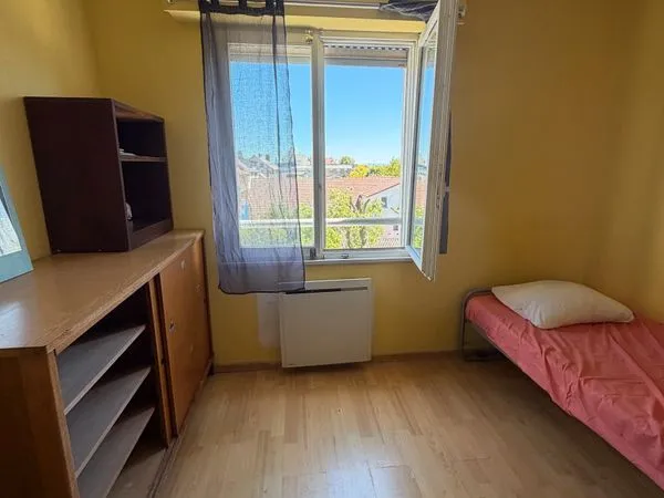 CHAMBRE MEUBLÉE 11 m² - STRASBOURG HAUTEPIERRE - IDÉALE ÉTUDIANT(E)