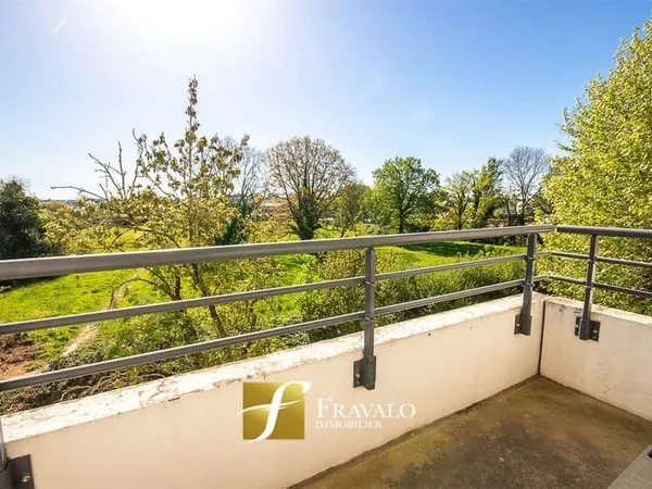 VANNES OUEST - GRAND T3 AVEC TERRASSES
