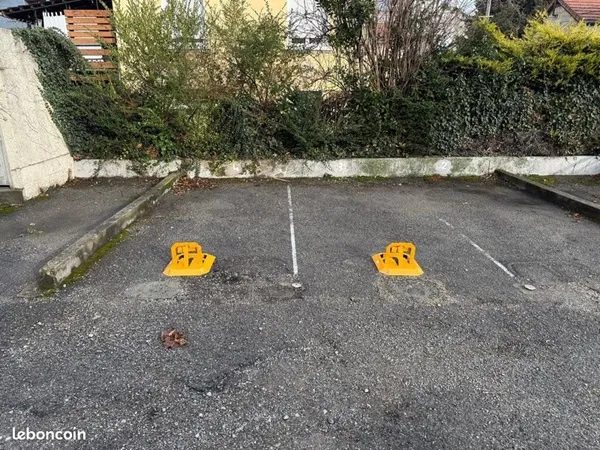 Parking Fontaine rue de la liberté