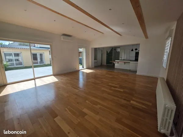 Maison - 5 pièces - 158 m2