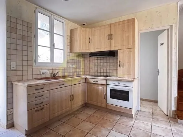 Maison avec courette à La Châtre