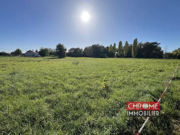 Terrain de 16381 m² m²