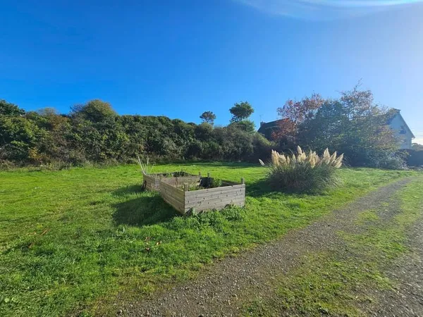 Terrain construtible, quartier du Vieux Bourg - Sainte Barbe