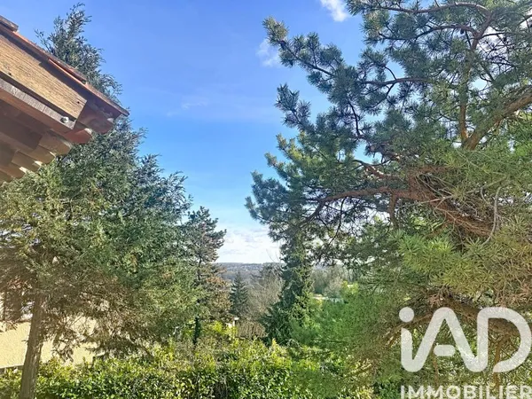 Maison 6 pièces 141 m²