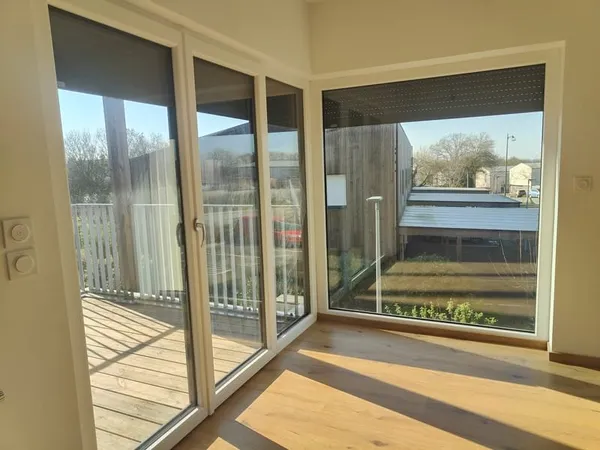 Appartement T4 - 3 Chambres - Copropriété de 2022 'Bâtiment