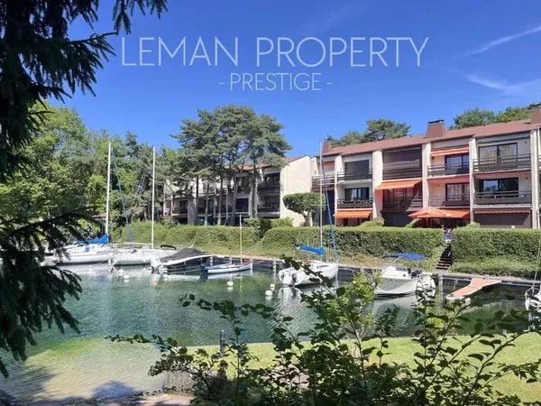 EXCLUSIVITE THONON DUPLEX PIEDS DANS L'EAU