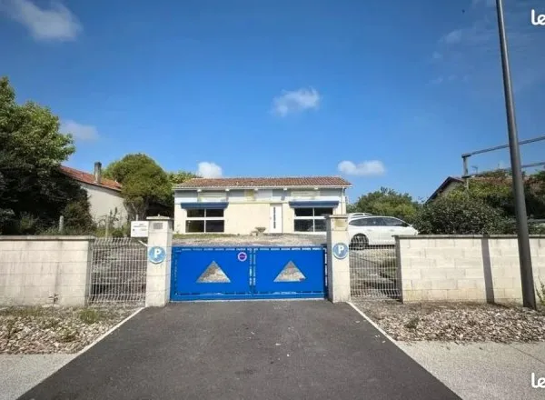 Local professionnel de bureaux