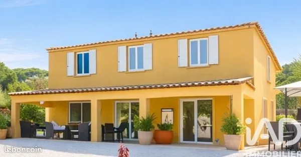 Villa 5 pièces 158 m²