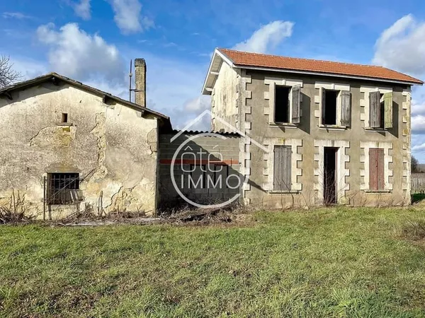Pujols : Maison de charme à rénover