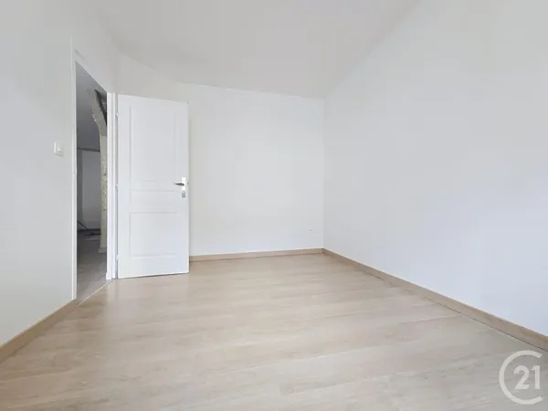 Appartement 4 pièces 74 m²