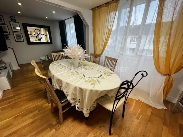 Maison 7 pièces 155 m²