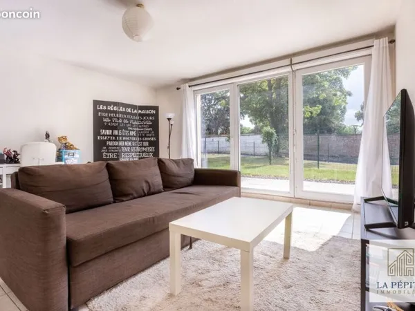 Studio 1 pièce 33 m²