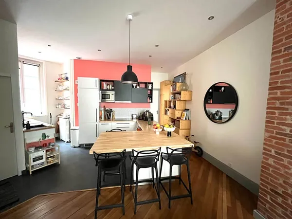 T3 de caractère - 71 m2 - rue Vendôme 69003