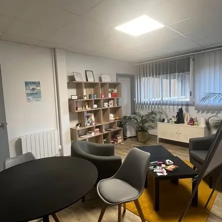 Bureau à louer - 21m² au sein de LACOWO