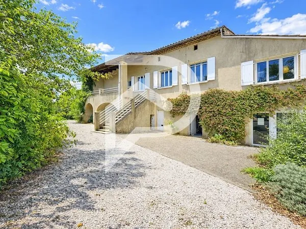 Maison à vendre proche Alba-la-Romaine 5 pièce(s) 180 m2