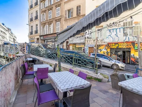 NOAILLES - Fonds de commerce Restaurant 83 m2 - Marseille 6eme - 2 TERRASSES