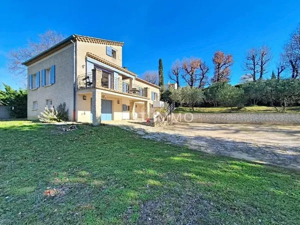 Maison Vente Robion 8p 162m² 580000€