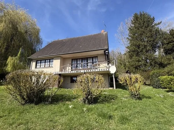 Cires-lès-mello maison de 103m2 avec grand atelier