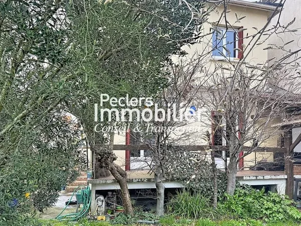 MAISON TROIS CHAMBRES AVEC JARDIN ET DÉPENDANCE