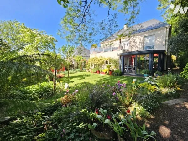 Maison 6 pièces 180 m²