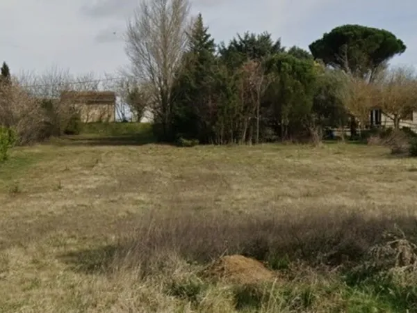 Terrain 475 m²