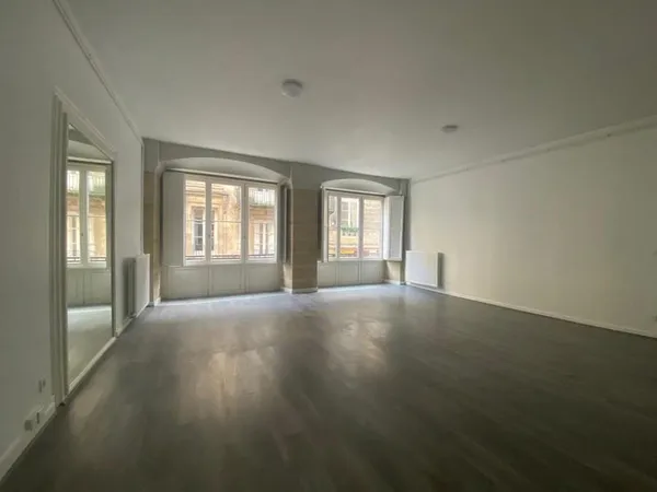 Appartement 5 pièces 167 m²