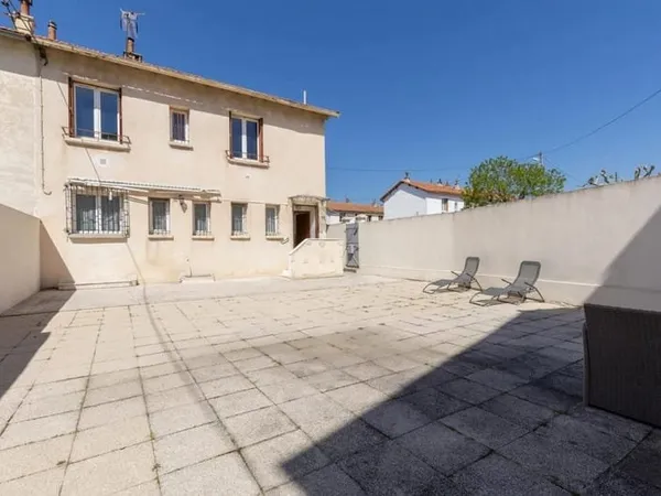 Maison de 4 pièces de 93 m² située à Marseille