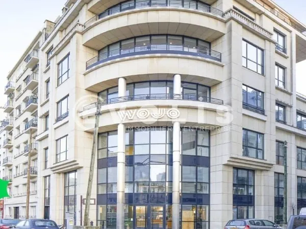 Bureaux 660 m²