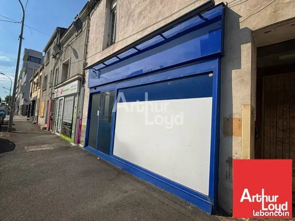 LOCAL COMMERCIAL 100 m² LA ROCHE-SUR-YON