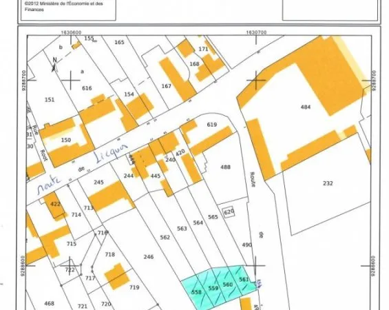 Terrain 632 m²