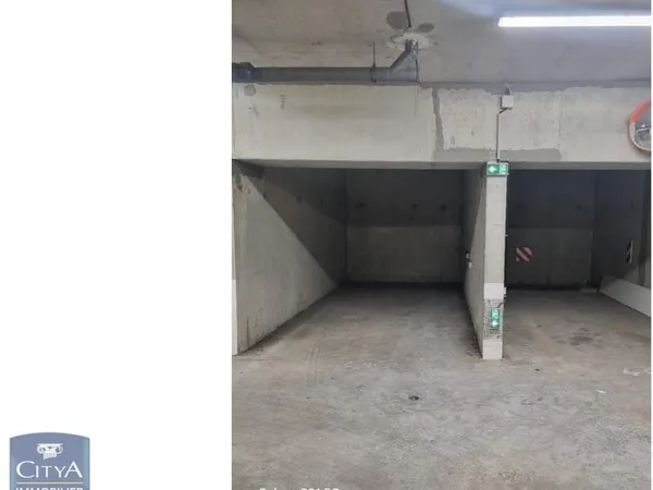 Stationnement Location Les Ponts-de-Cé   65€