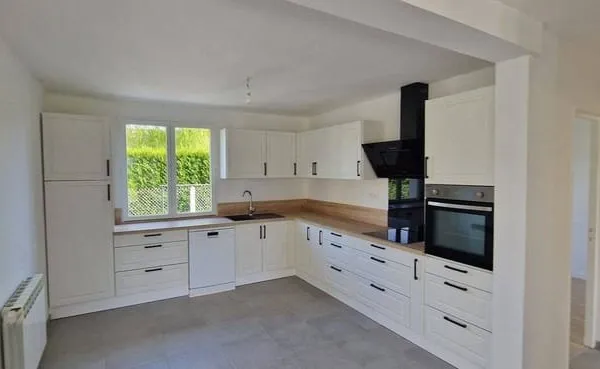 Maison de plain-pied 5 pièces 102 m²