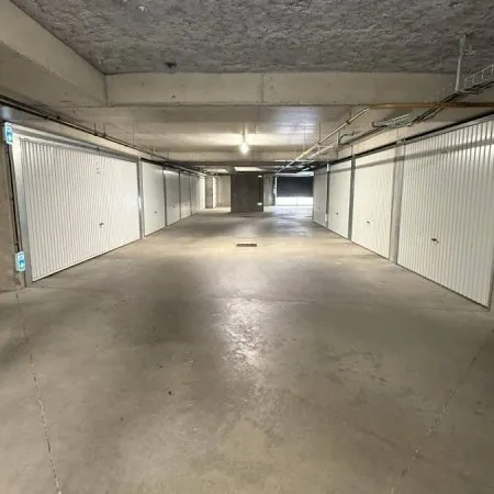 Parking 14 m²