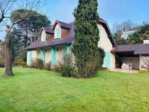Serres Morlaas Maison familiale