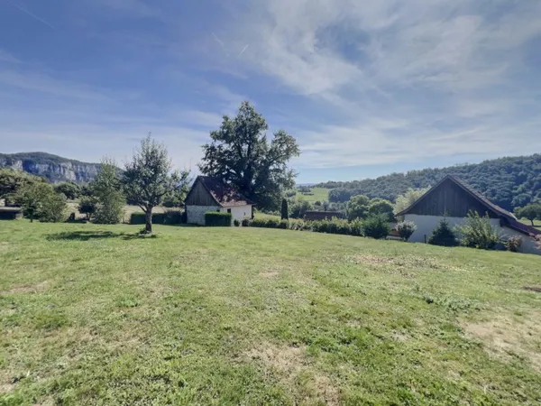 CALME EN CAMPAGNE