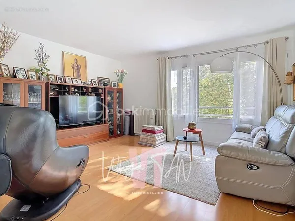 ***duplex spacieux - quartier mandinet***
