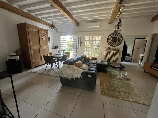 Propriété 4 Faces 217m2 habitable sur 1222m2 de terrain