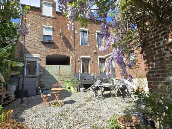 Charmante maison bourgeoise située à Hirson