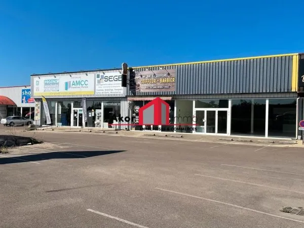 Local commercial 280 m²