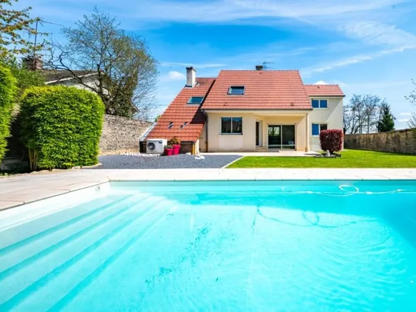 Maison 7 pièces 140 m²