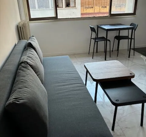 Particulier vend studio 25 m2