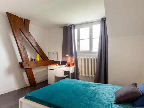 ELEE 3, chambre avec service