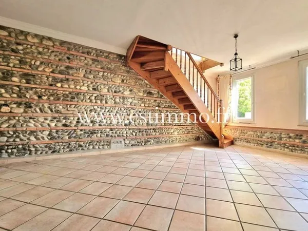 Maison 7 pièces 153 m²