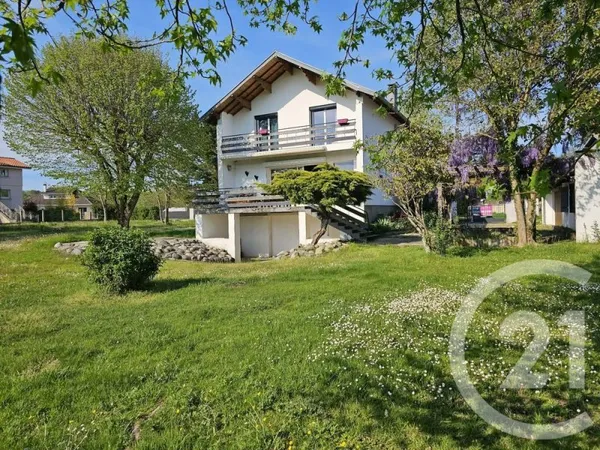 Maison 7 pièces 284 m²