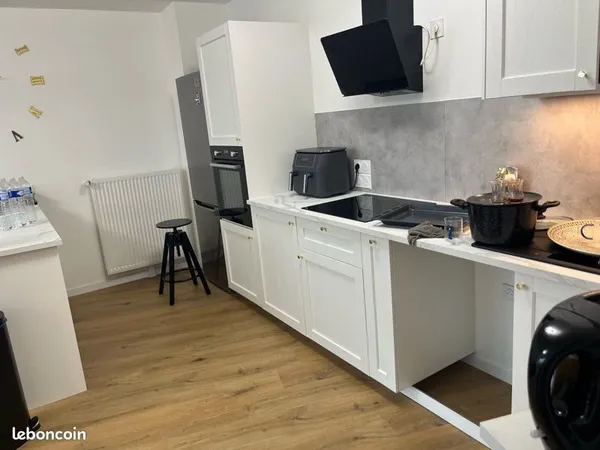 Chambre meublée premium avec balcon - Appartement neuf - Drancy