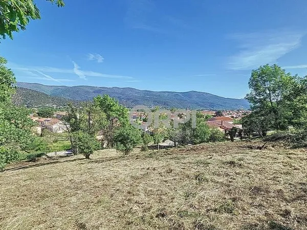 Terrain 1026 m²