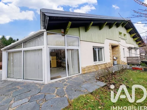 Maison 8 pièces 278 m²